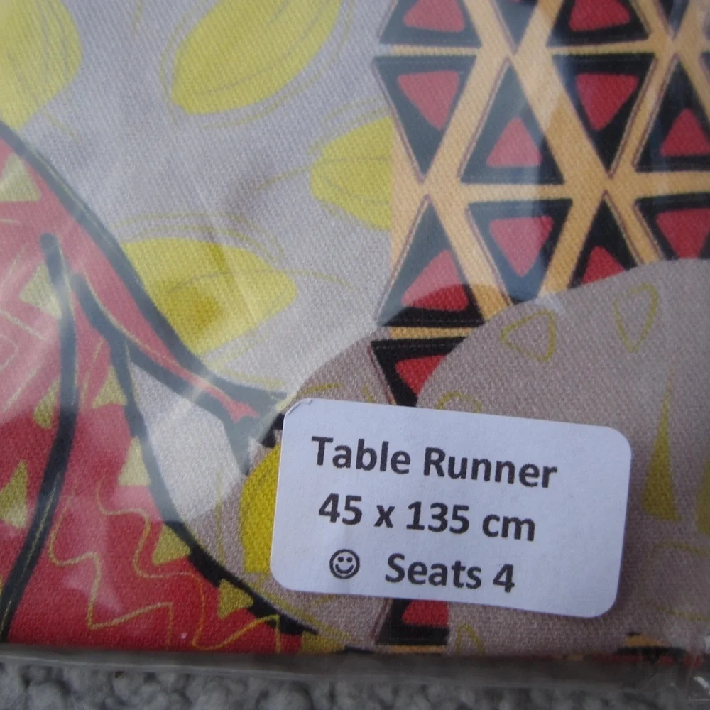 Table Runner 45x135cm/ 18''x53'' Holidays Anmial Print‎ New
